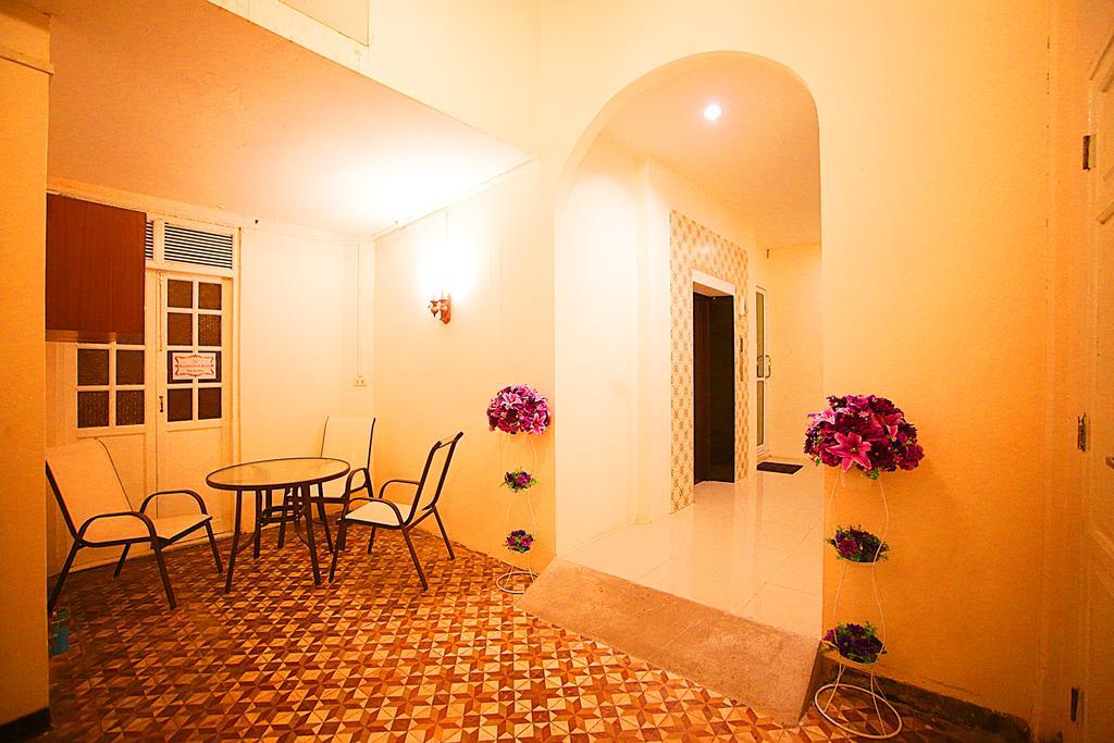 Bed and Breakfast The Myth - Sud Sathorn Bangkok Zewnętrze zdjęcie