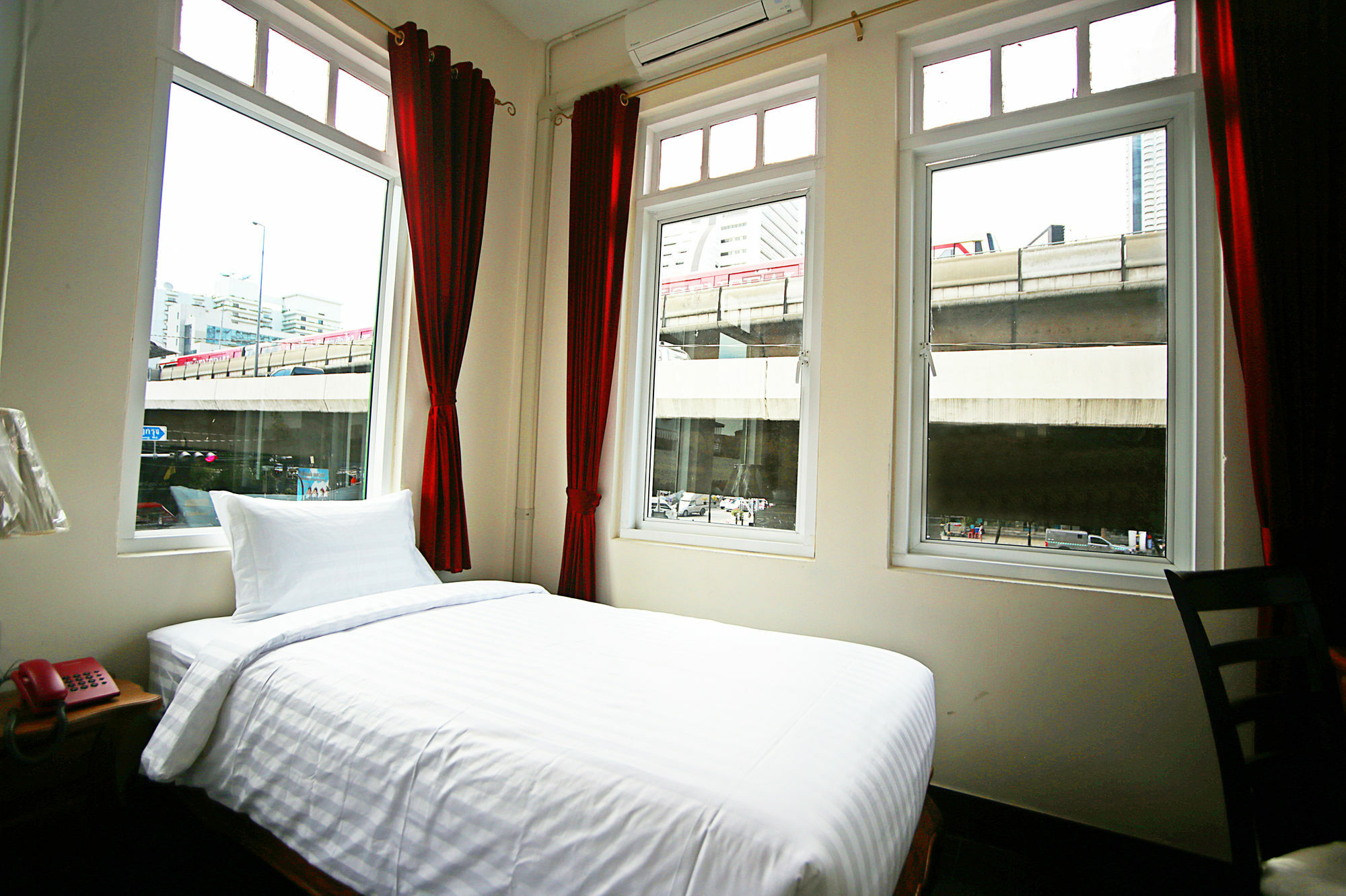 Bed and Breakfast The Myth - Sud Sathorn Bangkok Zewnętrze zdjęcie